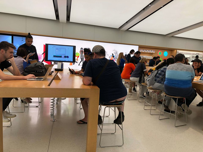 Dùng iPhone tẹt ga nhưng vẫn bán với giá hời và nhanh nhất