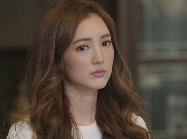 Thu dọn bể cá cũ trong nhà kho, tôi vô tình phát hiện bí mật động trời của mẹ chồng