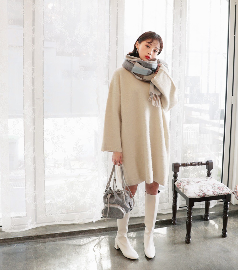 Rét đậm cũng là lúc boots cao cổ lên ngôi, nhưng diện sao cho chân dài miên man thì bạn hãy nhớ 3 tips sau Rét đậm cũng là lúc boots cao cổ lên ngôi, nhưng diện sao cho chân dài miên man thì bạn hãy nhớ 3 tips sau