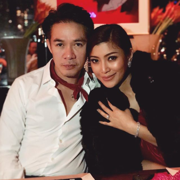 Đòi bán nhà riêng của chồng lấy 5 tỷ đưa mẹ ruột sang Mỹ chữa bệnh bất thành, vợ trẻ giận dỗi muốn chia tay