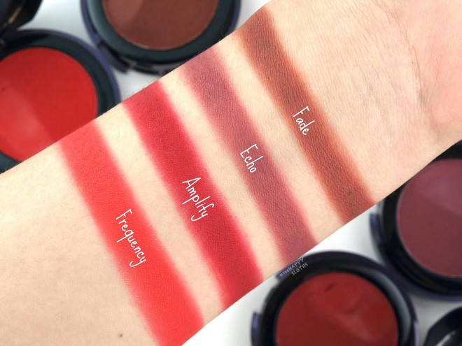 10 món mỹ phẩm phải-mua của năm 2018: tất cả đều lung linh hết cỡ, thú vị nhất là cây son cứ đánh lên là có người tán