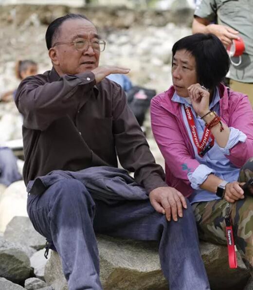 Tể tướng Lưu Gù kinh điển: Sống bình dân, bị tẩy chay nhiều năm, ngoài 70 tuổi mới trở lại đóng phim