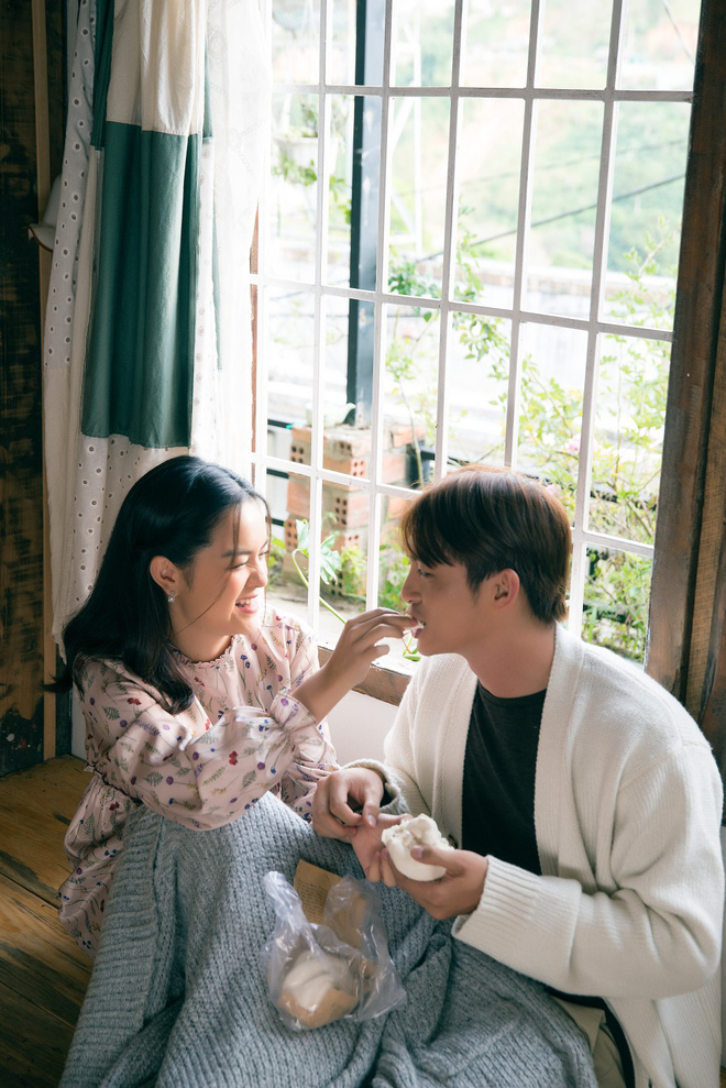 Phạm Quỳnh Anh bật khóc khi diễn xuất về chuyện tình tan vỡ