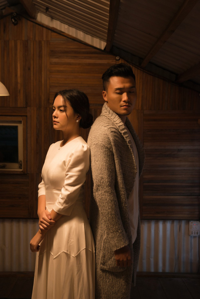 Phạm Quỳnh Anh bật khóc khi diễn xuất về chuyện tình tan vỡ