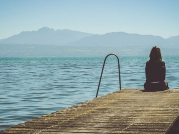 Tôi yêu chồng nhưng luôn ám ảnh về những giấc mơ liên quan người cũ