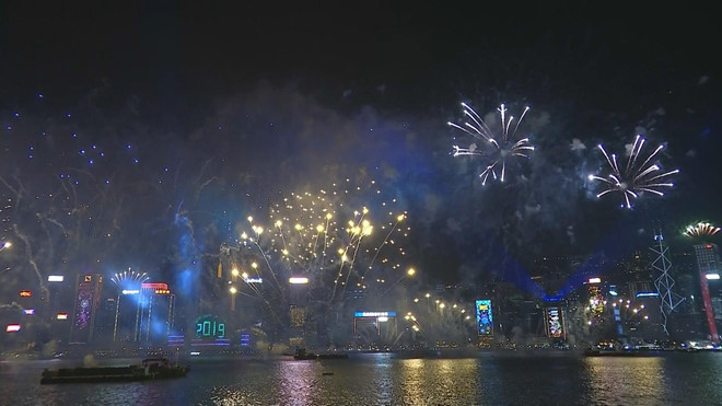 Singapore, Triều Tiên, Hong Kong rực rỡ trong pháo hoa giao thừa