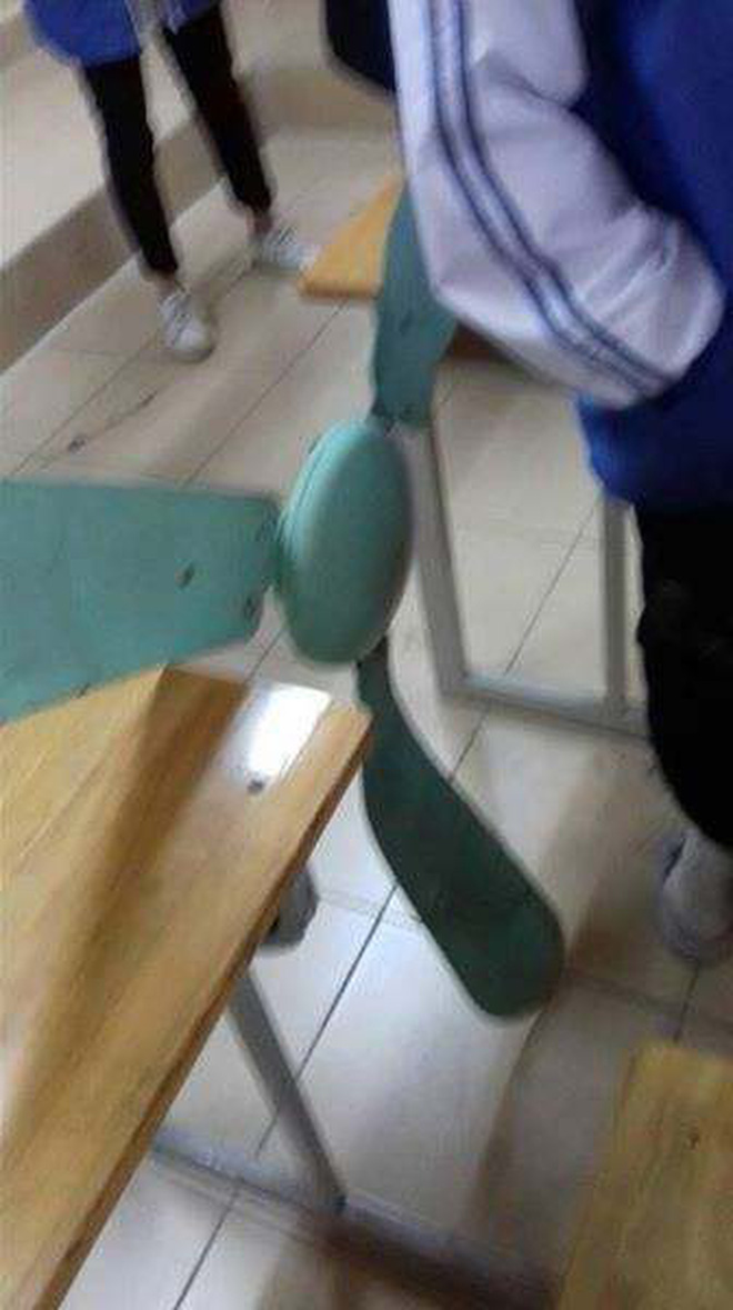 Thời đi học có một nỗi lo vừa buồn cười vừa kinh hoàng đáng sợ mang tên quạt trần rơi vào đầu