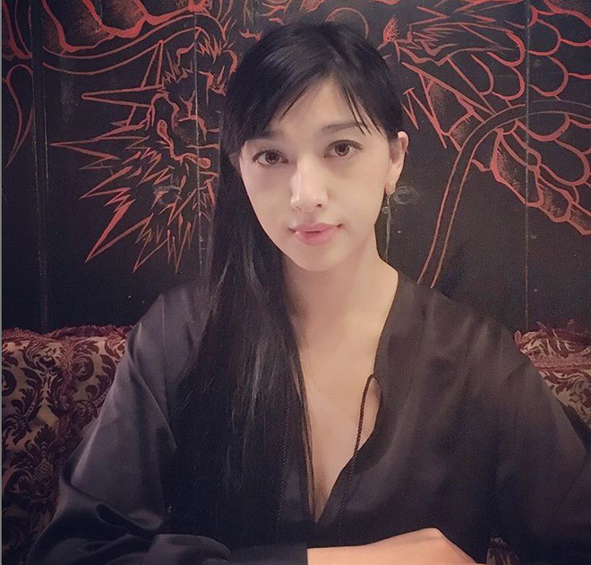 Nữ hoàng phim người lớn Nhật: Bị trầm cảm, phải thay tên đổi họ, cưới chồng đáng tuổi bố