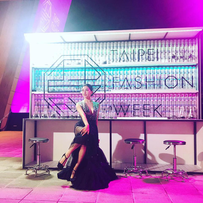 Nữ hoàng phim người lớn Nhật: Bị trầm cảm, phải thay tên đổi họ, cưới chồng đáng tuổi bố