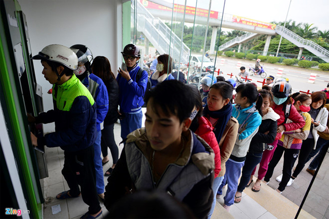 ATM nghỉ Tết, làm biếng cuối năm