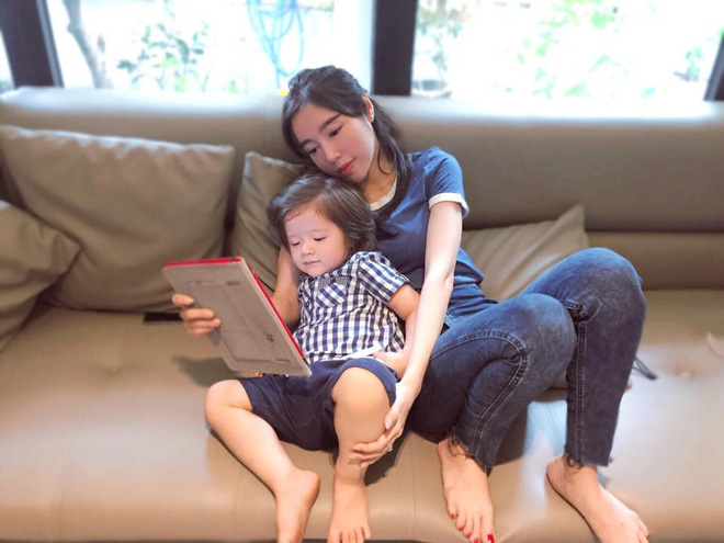 Không phải khi khoe thân, đây mới là khoảnh khắc Elly Trần khiến nhiều người ngưỡng mộ