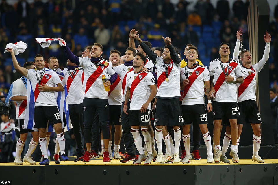 Chùm ảnh: Muôn màu cảm xúc ở trận chung kết lượt về Copa Libertadores