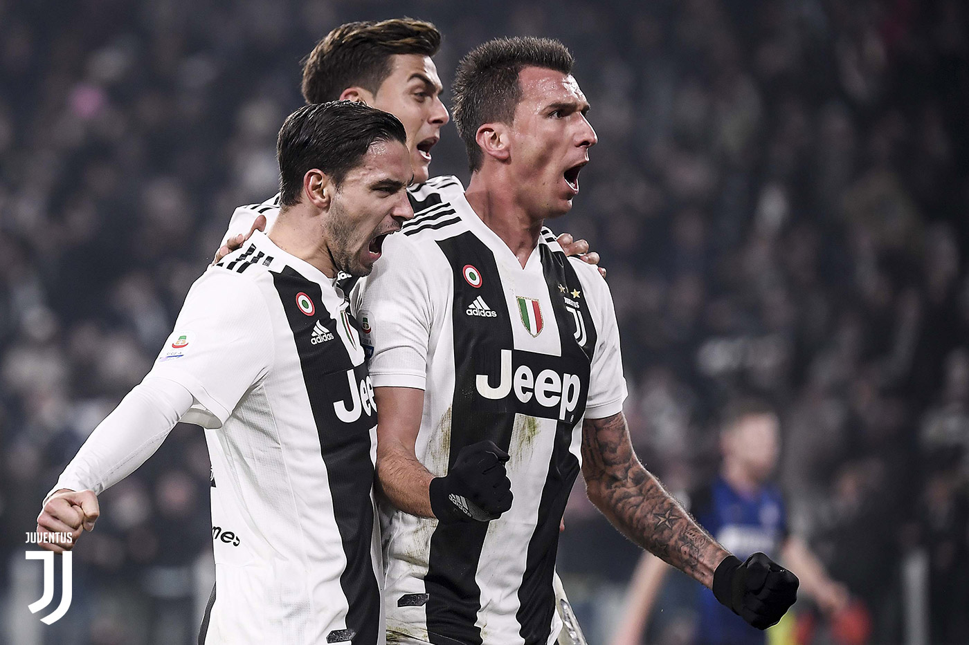 Vòng 15 Serie A: Juve và Napoli bứt top