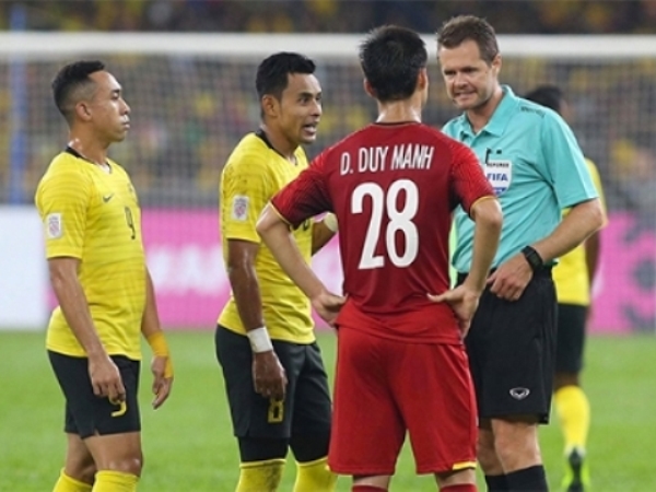 Đội trưởng Malaysia lo ngại mưu đồ chiến thuật của HLV Park Hang-seo