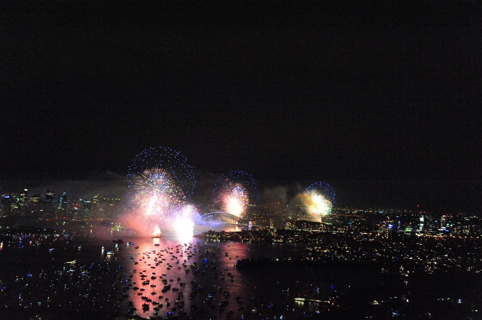 Đại tiệc pháo hoa trên bầu trời châu Á chào đón năm mới 2019