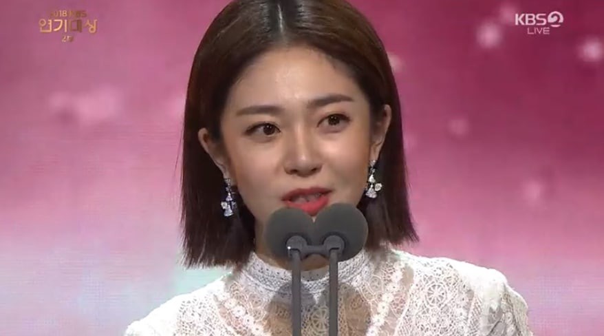 Kết quả trao giải hai đài danh giá xứ Hàn KBS và SBS Drama Awards 2018: Chán chả buồn nói!