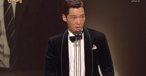 Kết quả trao giải hai đài danh giá xứ Hàn KBS và SBS Drama Awards 2018: Chán chả buồn nói!