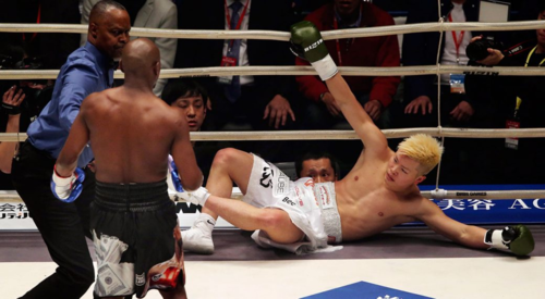 Mayweather hạ võ sĩ Nhật Bản sau 139 giây