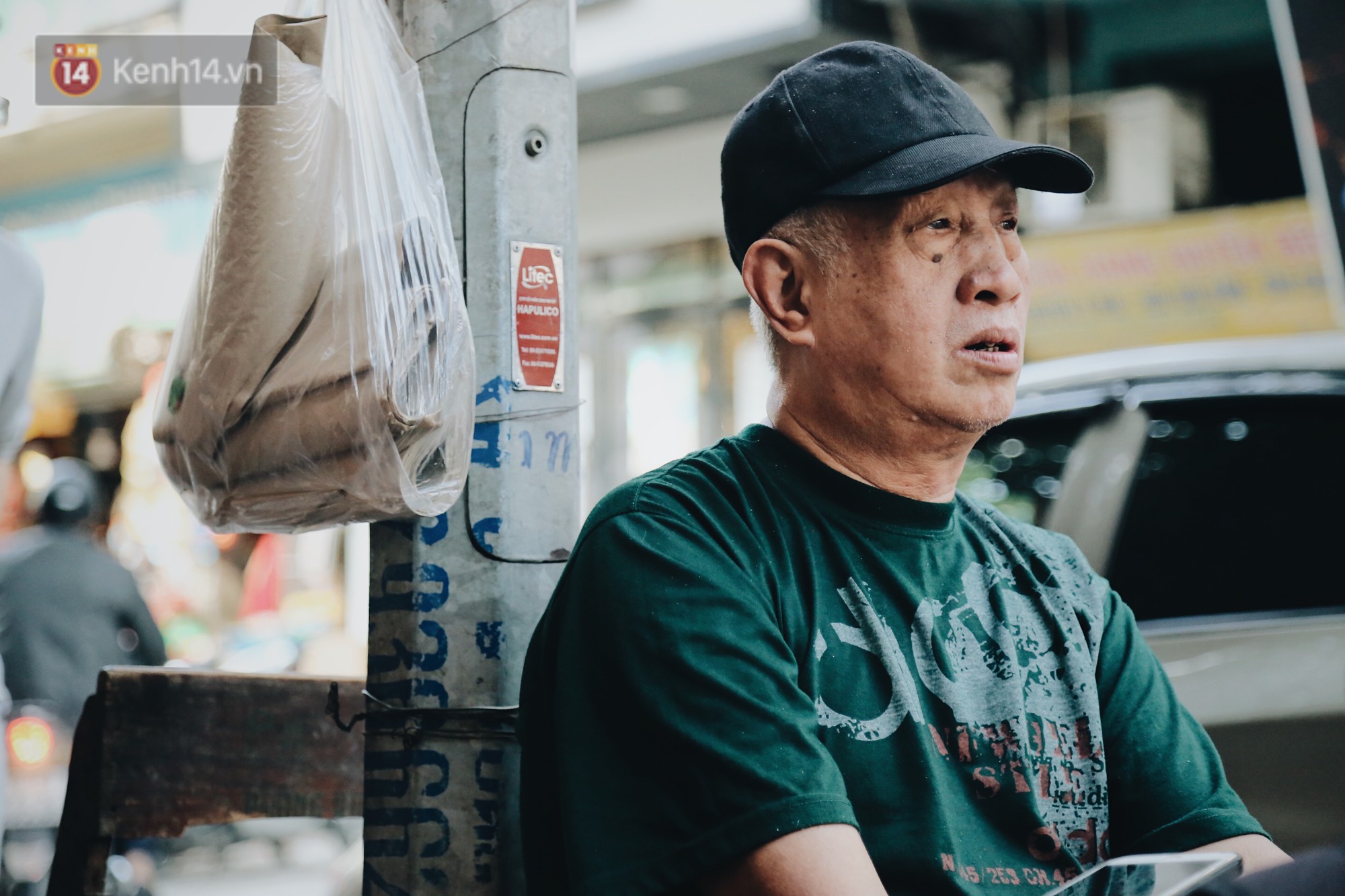 Câu chuyện về vết sẹo dài trên cơ thể người kéo chuông cuối cùng ở Nhà thờ lớn Hà Nội