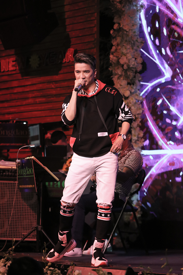 Mr. Đàm lại ‘chơi lớn’, tổ chức tiệc sinh nhật cho Dương Triệu Vũ cực hoành tráng ngày đầu năm