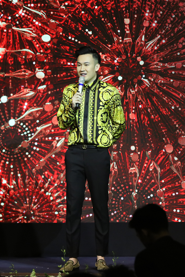 Mr. Đàm lại ‘chơi lớn’, tổ chức tiệc sinh nhật cho Dương Triệu Vũ cực hoành tráng ngày đầu năm