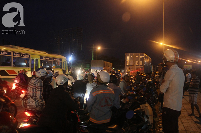 Tài xế container đi ăn tân gia, nghi có sử dụng rượu bia trước khi gây tai nạn khiến hơn 20 người thương vong