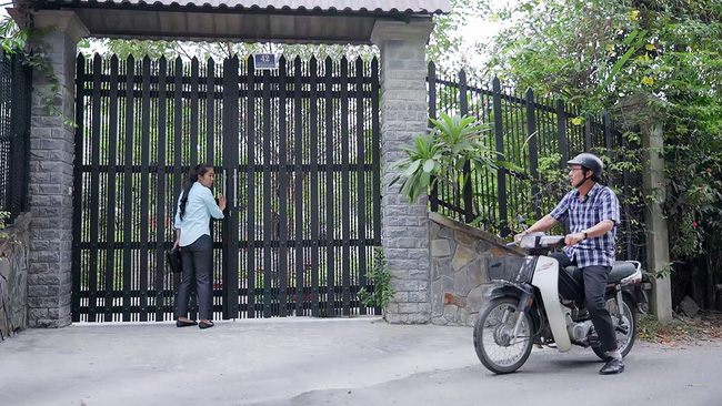 Gạo nếp gạo tẻ tập 104: Cưỡng hôn Kiệt bất thành, Hân thừa nhận với Phúc rằng mình là kẻ thua cuộc cao thượng