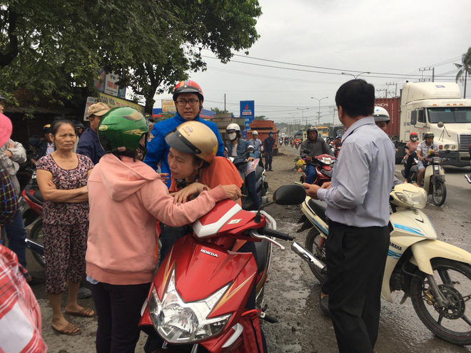 Nam sinh bị xe ben cán chết trên đường tới trường