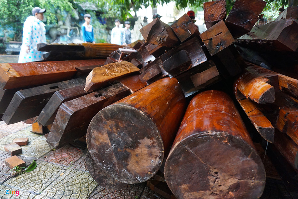 Video - Ảnh: Tháo dỡ biệt phủ 100 tỷ của đại gia vàng xây trái phép ở Đà Nẵng