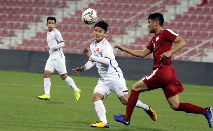 Bàn thắng sau 7 đường chuyền của Quang Hải vào lưới Philippines