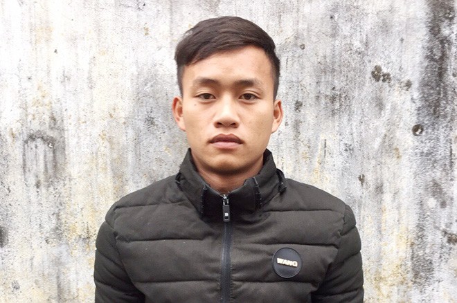 Vào trường ăn trộm tài sản còn ung dung đốt lửa sưởi ấm