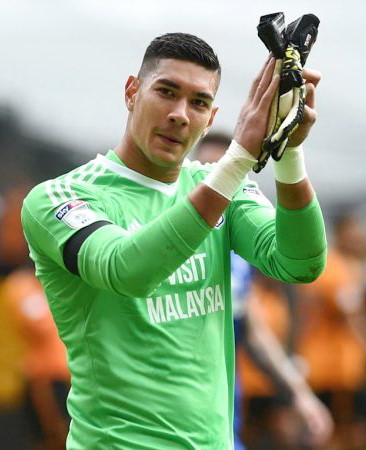 Quang Hải nên chọn Nhật Bản hay Thái Lan để xuất ngoại?