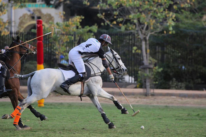 Rich kid oách nhất Ấn Độ: 20 tuổi đã thừa kế ngai vàng, sở hữu khối tài sản hàng trăm triệu đô