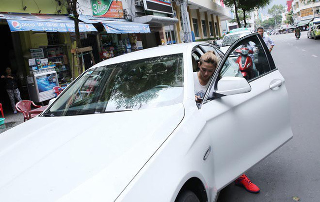 Võ Hoàng Yến giàu cỡ nào sau 12 năm sống thăng, trầm trong showbiz Việt?