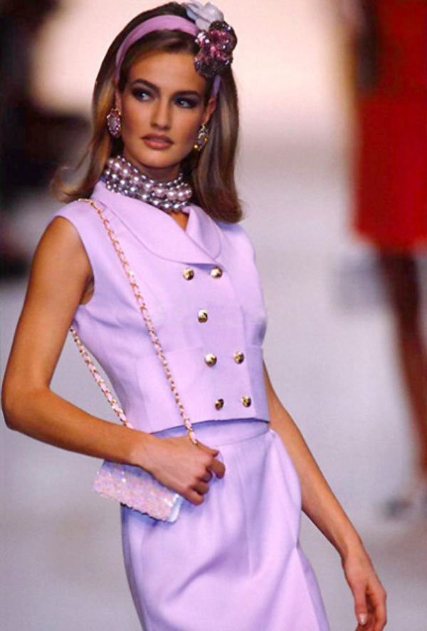 Nhìn những thiết kế năm 90 của Chanel, netizen Hàn bỗng tá hỏa: đây chính là thứ Black Pink hay mặc mà