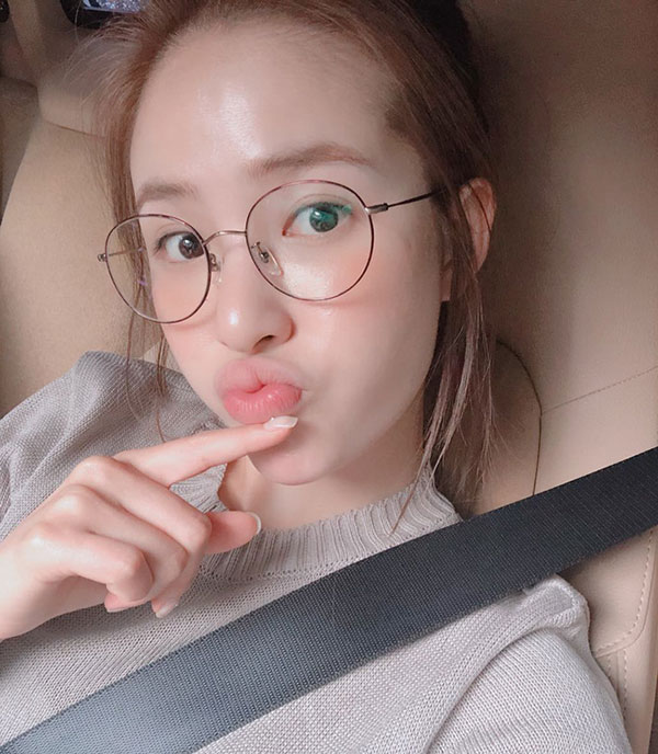 Nếu thấy làn da xuất hiện 1 trong 3 dấu hiệu sau thì khả năng cao là bạn đã chọn sai sữa rửa mặt