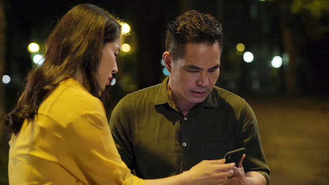 Gạo nếp gạo tẻ tập 105: Hân bị nhân tình biến thái bắt cóc, Hương bàng hoàng khi nghe thấy giọng nói của Tường Gạo nếp gạo tẻ tập 105: Hân bị nhân tình biến thái bắt cóc, Hương bàng hoàng khi nghe thấy giọng nói của Tường