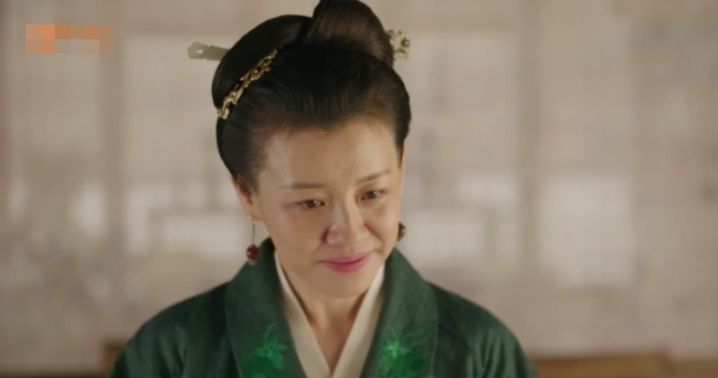 Vợ lớn xử vợ bé cộp mác Minh Lan truyện: Vu oan ngoại tình, bắt con trai đánh mẹ để dằn mặt