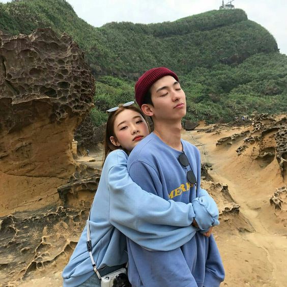 Rõ ràng là yêu nhưng cứ giới thiệu là bạn: Bảo vệ người ấy hay còn những mối tình ngoại truyện?