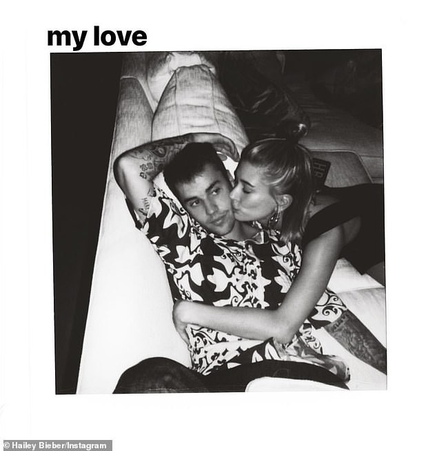 Cứ nói Hailey là người thay thế nhưng Justin Bieber lại làm điều ý nghĩa này cho cô