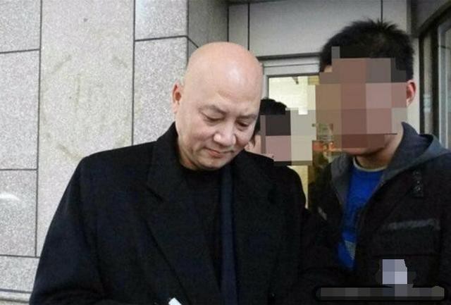 Ánh mắt dịu dàng Đường Tăng dành cho vợ tỷ phú và mối tình đẹp bất chấp tuổi tác suốt 28 năm