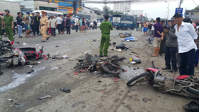 Tài xế container tông hàng loạt xe máy dương tính với ma túy