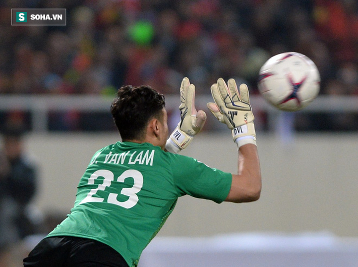 Mức giá rẻ khó tin của Đặng Văn Lâm khoét sâu vào lỗ hổng của bóng đá Việt Nam thế nào?