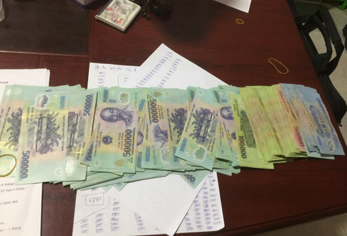 100 cảnh sát đột kích 15 điểm cho vay nặng lãi tại Bắc Ninh