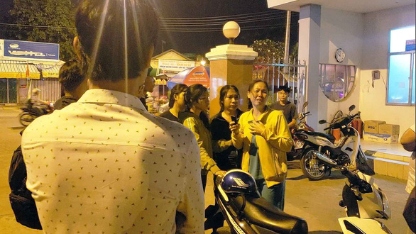 Tang thương bao trùm sau vụ xe container tông hàng loạt xe máy