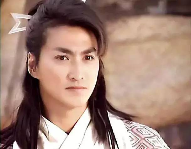 Triển Chiêu kinh điển: Là đàn anh của Lý Liên Kiệt vẫn trẻ trung phong độ, đã tính đến chuyện dưỡng lão