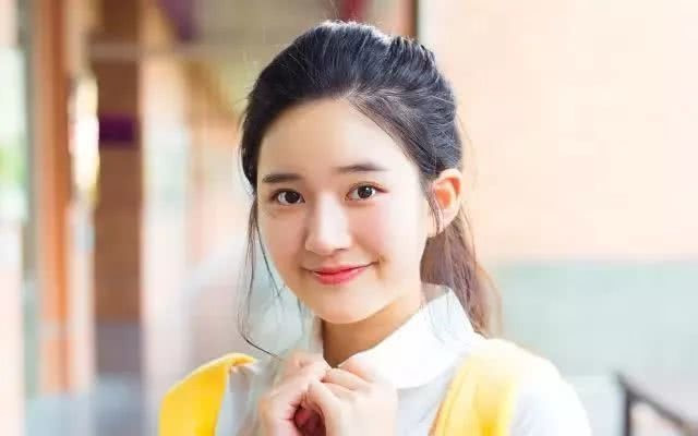 Xưa rồi thời hình hạc xương mai, con gái mập mạp, đẫy đà mới là phúc tướng