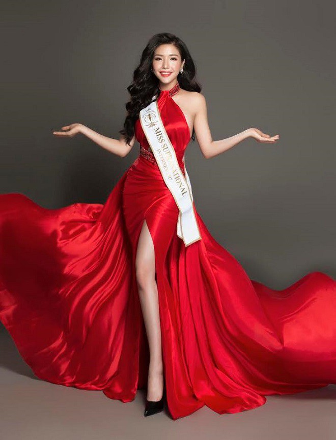 Bị tố quỵt tiền, Á hậu Khánh Phương xin chị ruột Đặng Thu Thảo gỡ status