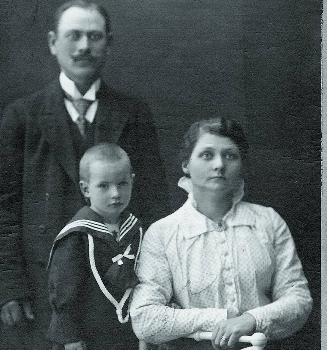 Bà mẹ nuôi tàn độc nhất lịch sử, giết hại 8 đứa trẻ sơ sinh vô tội và huyền thoại rợn người về thành cổ nổi tiếng Thụy Điển