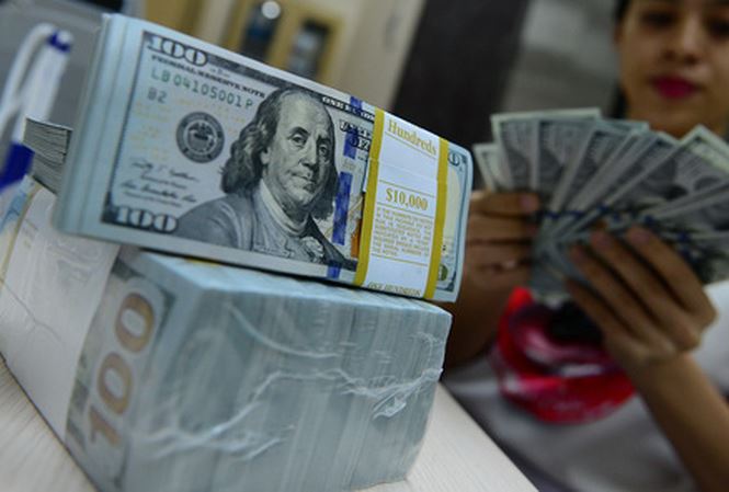 Ngân hàng đồng loạt tăng giá USD